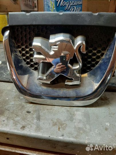 Запчасть для peugeot
