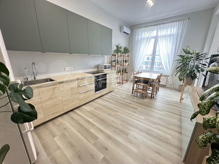 2-к. квартира, 73,3 м², 4/4 эт.