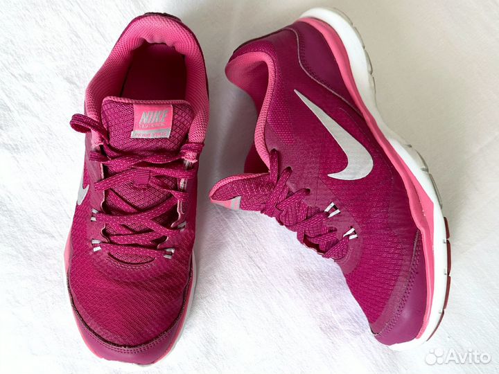 Кроссовки nike оригинал 36
