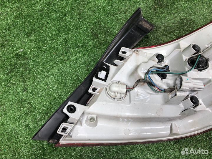 Фонарь задний левый Nissan Teana PJ32 J32