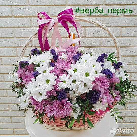 Вкусный букет, фруктовая корзина, цветы