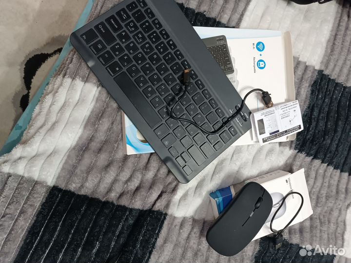 Клавиатура и мышь с подсветкой по bluetooth