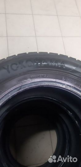 Yokohama Ice Guard IG50 215/65 R16