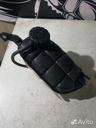 Бачок расширительный охлаждения Mercedes W220