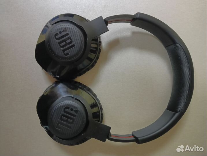 Беспроводные наушники JBL Quantum 350