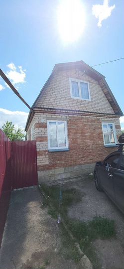 Дом 25 м² на участке 6 сот.