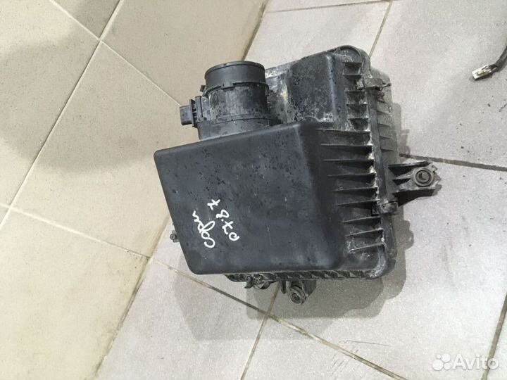 Корпус воздушного ф-ра 2.5тд 170л Kia sorento 08г