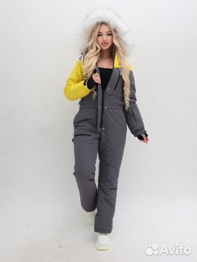 Комбинезон женский
