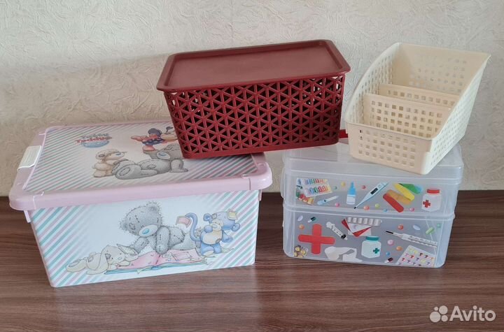 Пластиковые коробочки