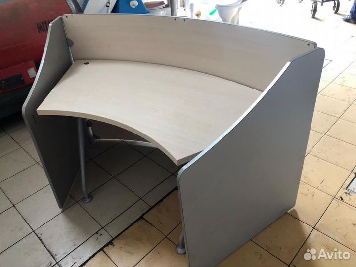 Ресепшн стойка администратора бу