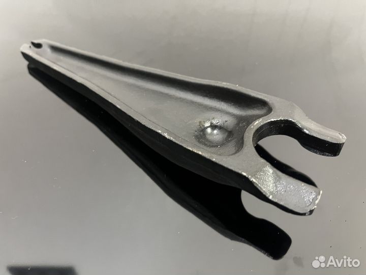 Вилка сцепления кпп Renault Logan Sandero