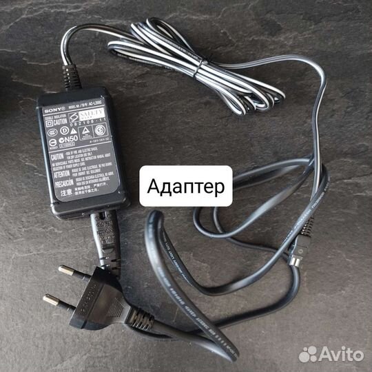 Видеокамера Sony DCR-SX63E