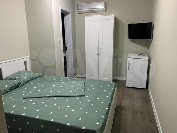 Комната 15 м² в 5-к., 1/3 эт.