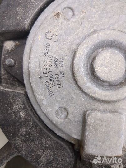 Вентилятор радиатора Toyota RAV 4, 2013