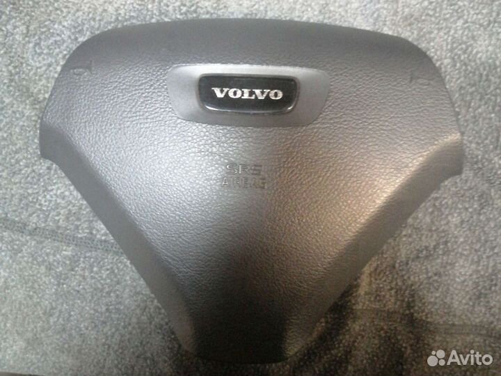 Крышка аирбэка volvo