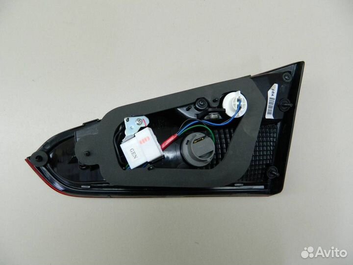 Фонарь задний внутренний левый Kia Cerato YD 2013