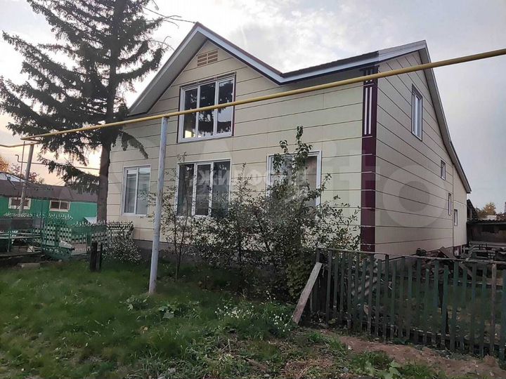 Коттедж 223,5 м² на участке 7 сот.