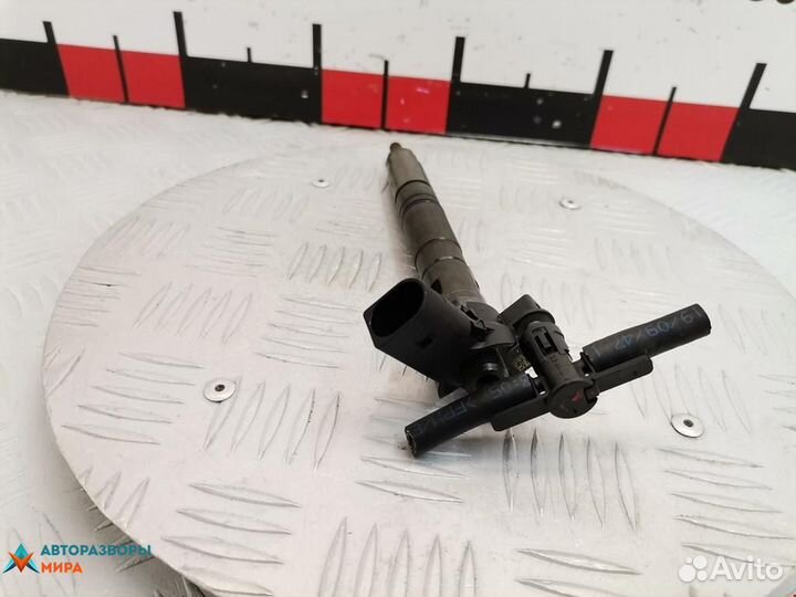 Форсунка Audi A3 8P/8PA 2-й рест. 2009 03L130855