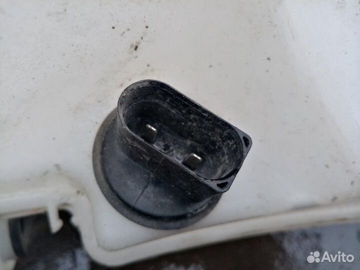 Бачок омывателя Audi A6 C6