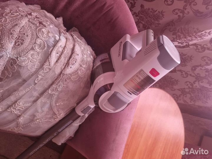 Беспроводной пылесос редмонд