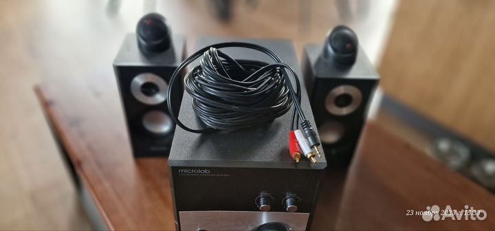 Акустика Microlab 2.1