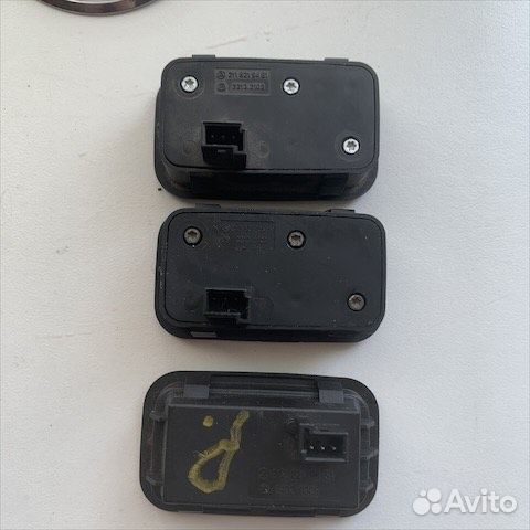 Кнопка открывания багажника Мерседес