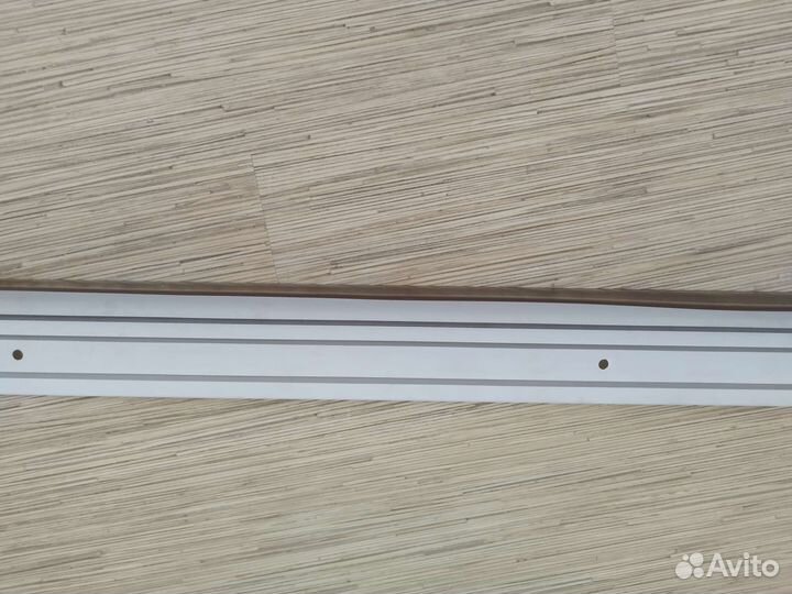 Карниз потолочный бу