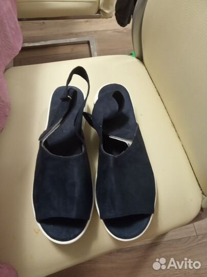 Шлепанцы женские 41 42 размер
