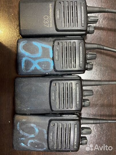Рация Motorola VX 261