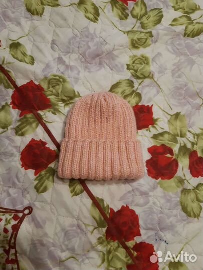 Шапка женская вязанная ручная работа