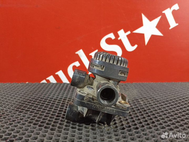 Клапан ускорительный