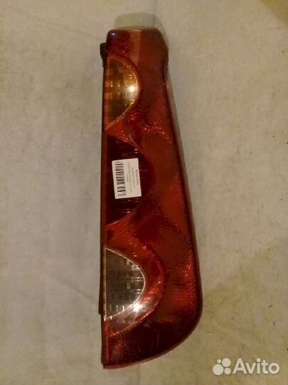 Фонарь (стоп сигнал) задний правый 220-63780 правы