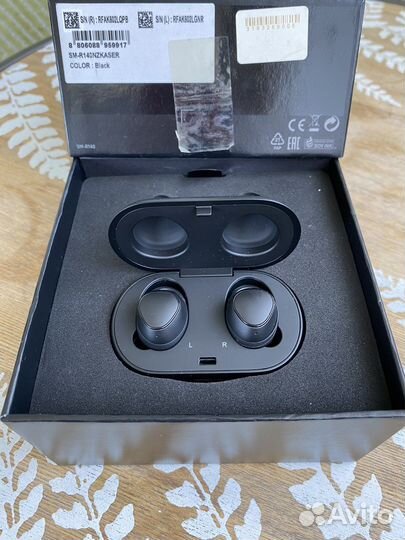 Беспроводные наушники samsung gear iconx