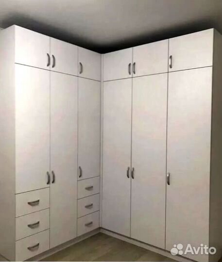 Шкаф угловой новый