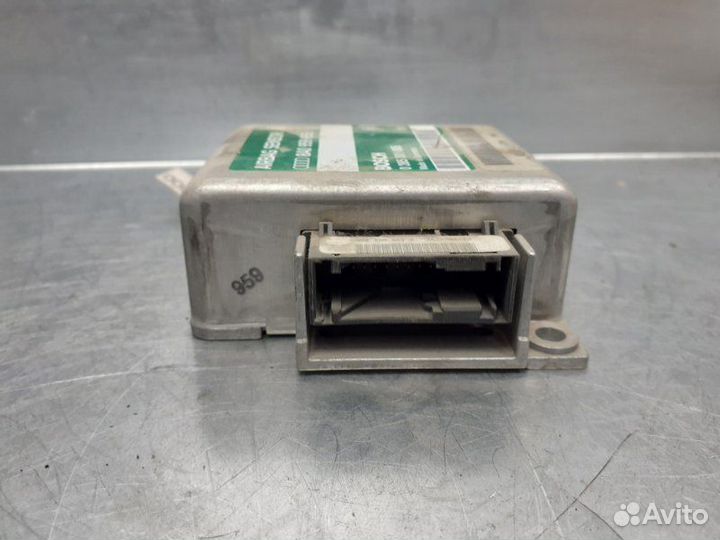 Блок управления AIR BAG Audi 100 C4 1991-1994