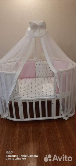 Кровать с балдахином