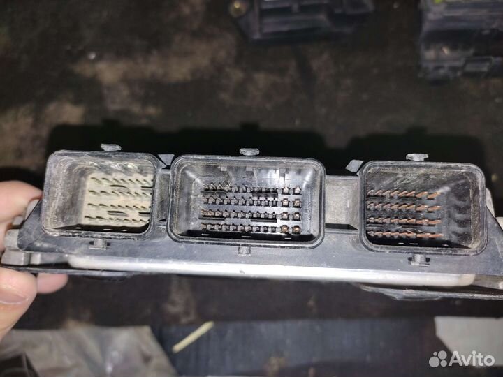 Блок управления двигателем, эбу–ecu пежо партнер