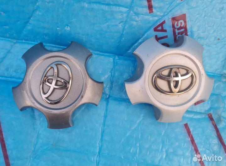 Колпак ступицы колеса Toyota RAV 4 2005-2023