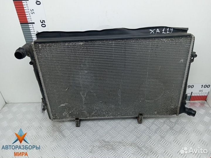 Радиатор (основной) Volkswagen Golf 5 2008