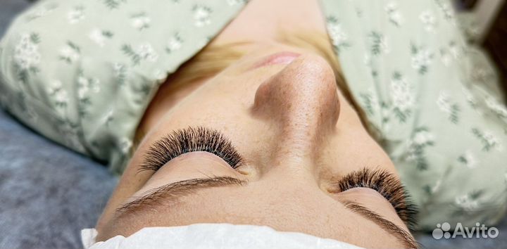 Наращивание ресниц