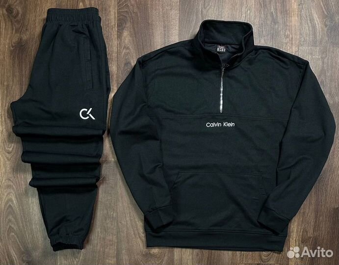 Спортивный костюм Calvin Klein