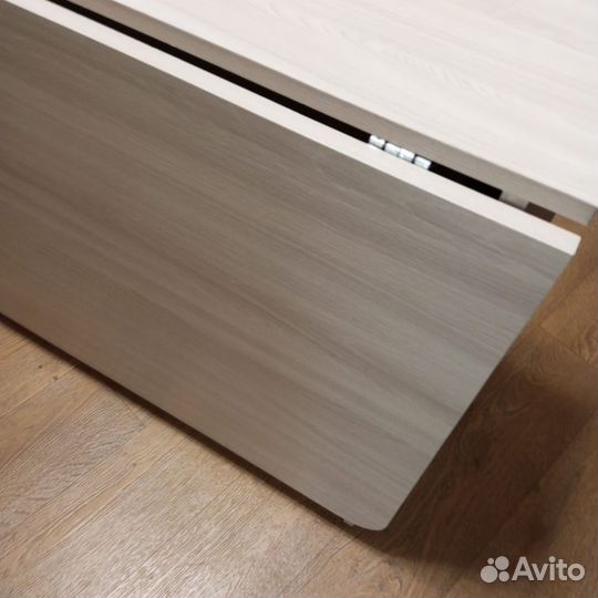 Стол книжка