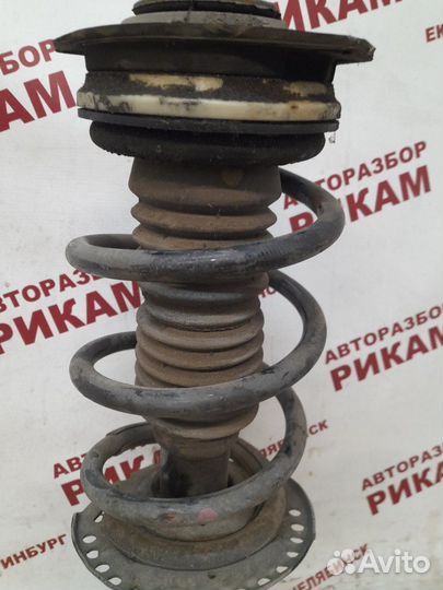 Стойка передняя Renault Kangoo KW0 K9K 2014