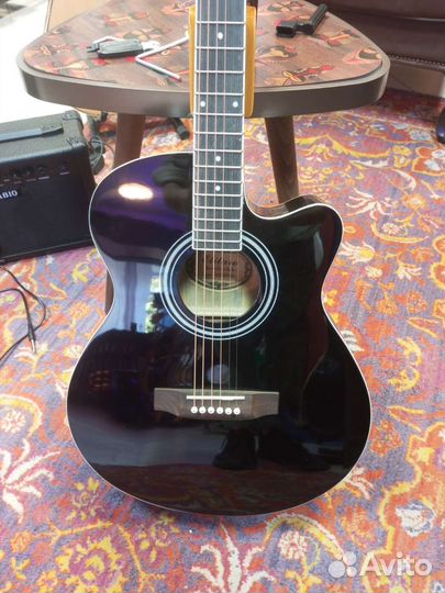 Гитара электроакустическая черная новая