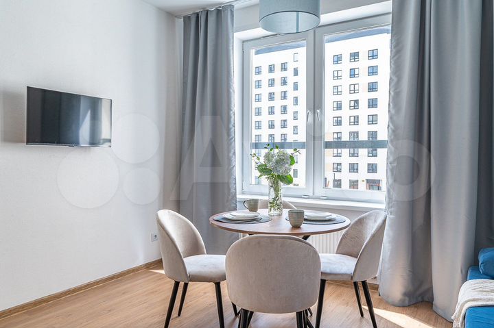 2-к. квартира, 67 м², 3/17 эт.