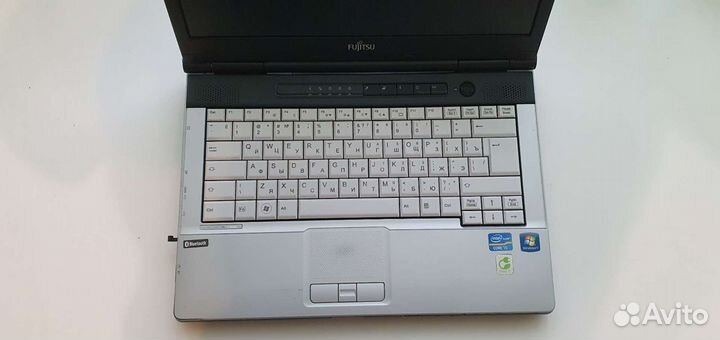 Немецкий ноутбук Fujitsu 14