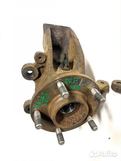 Кулак поворотный Mazda 3 BK