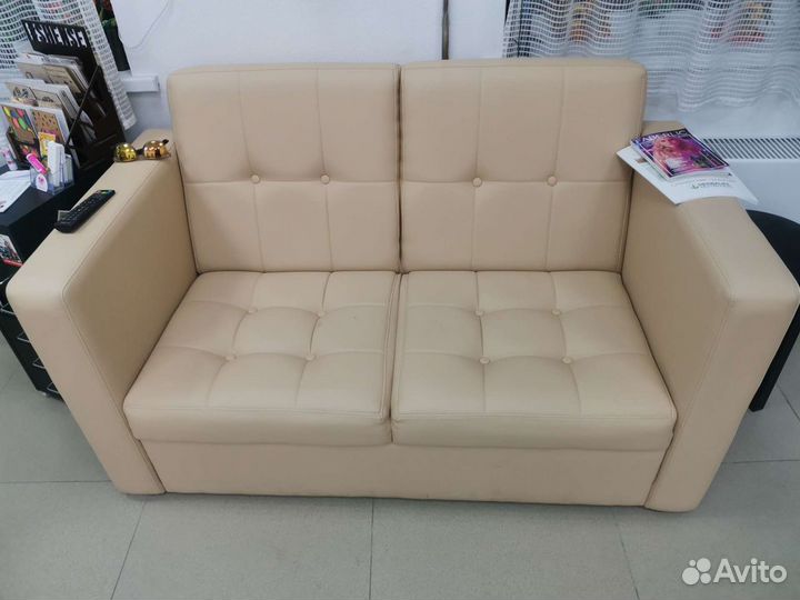 Мебель для парикмахерской бу