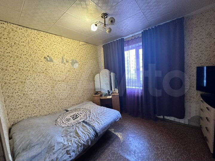 2-к. квартира, 43 м², 1/5 эт.