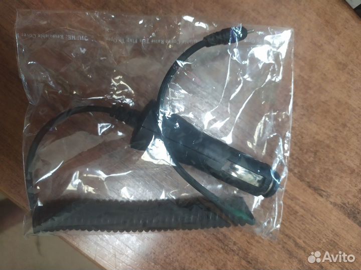 Зарядка для телефона автомобильная